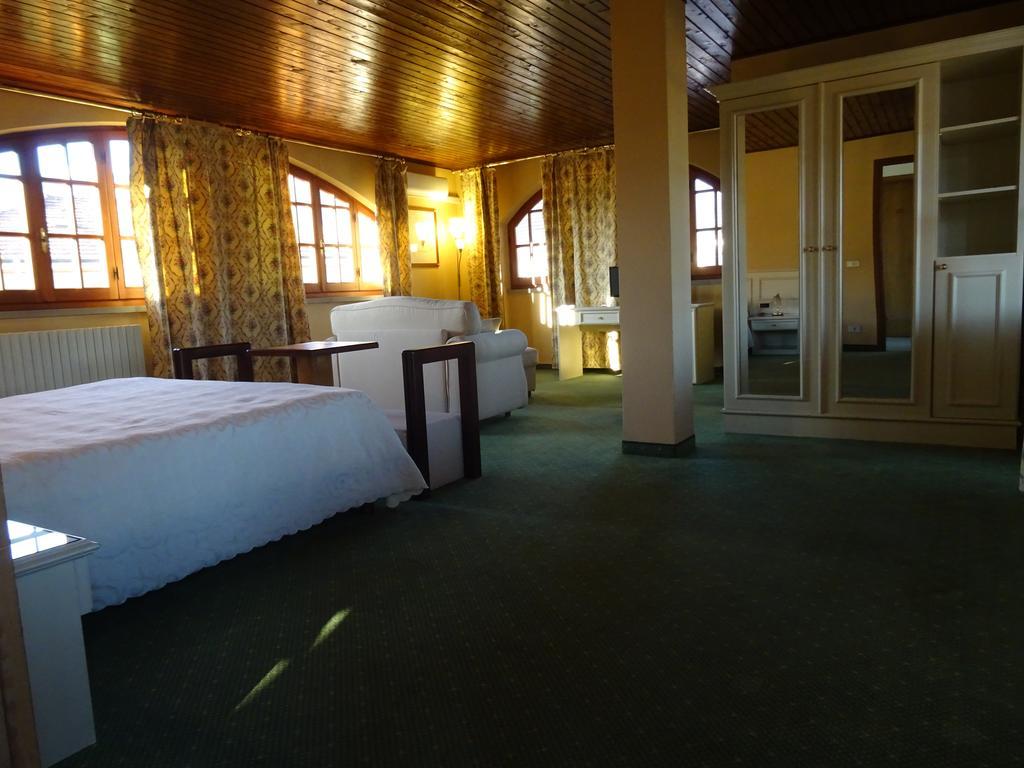 Hotel La Pergola Barga Luaran gambar
