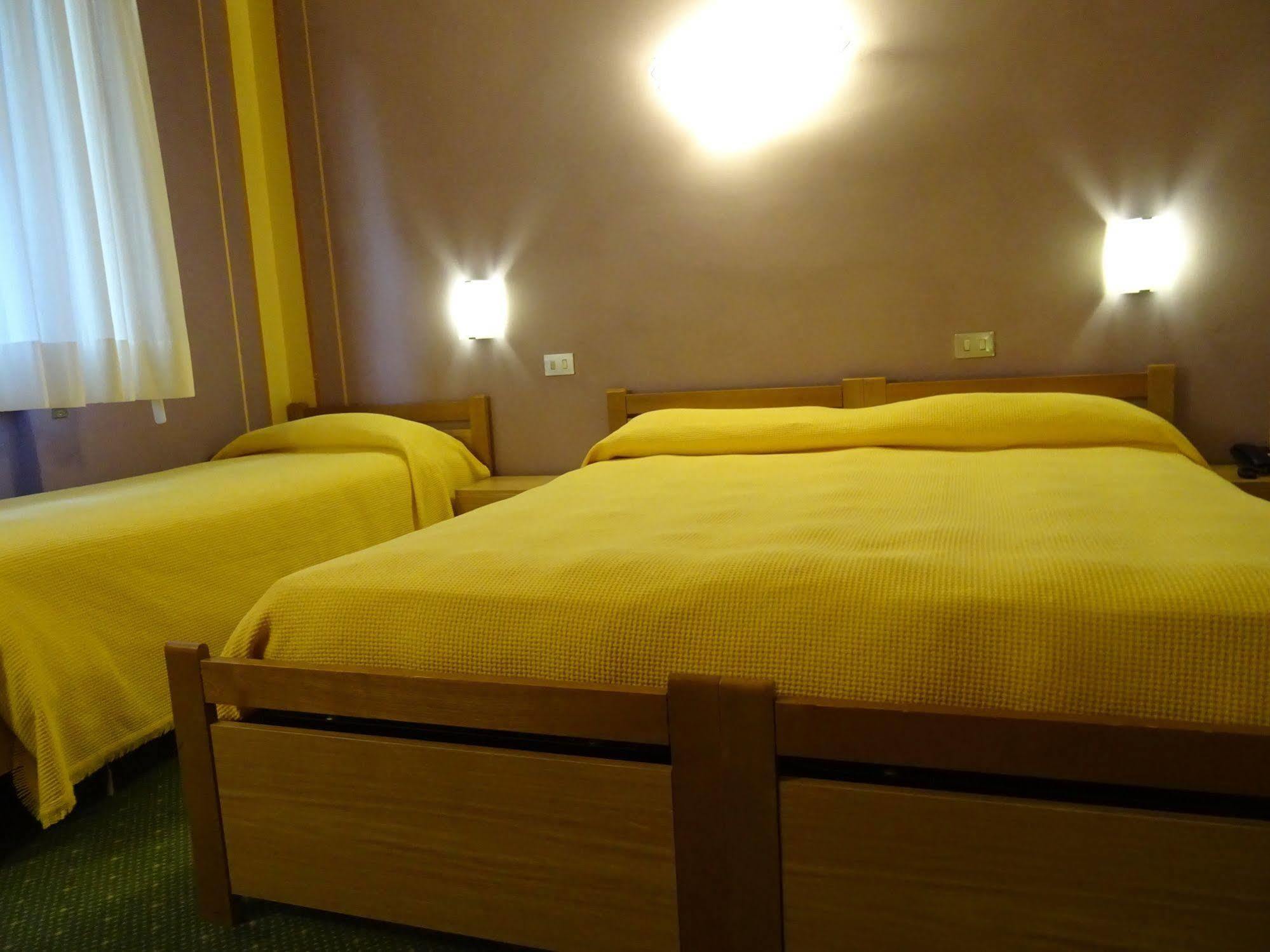 Hotel La Pergola Barga Luaran gambar