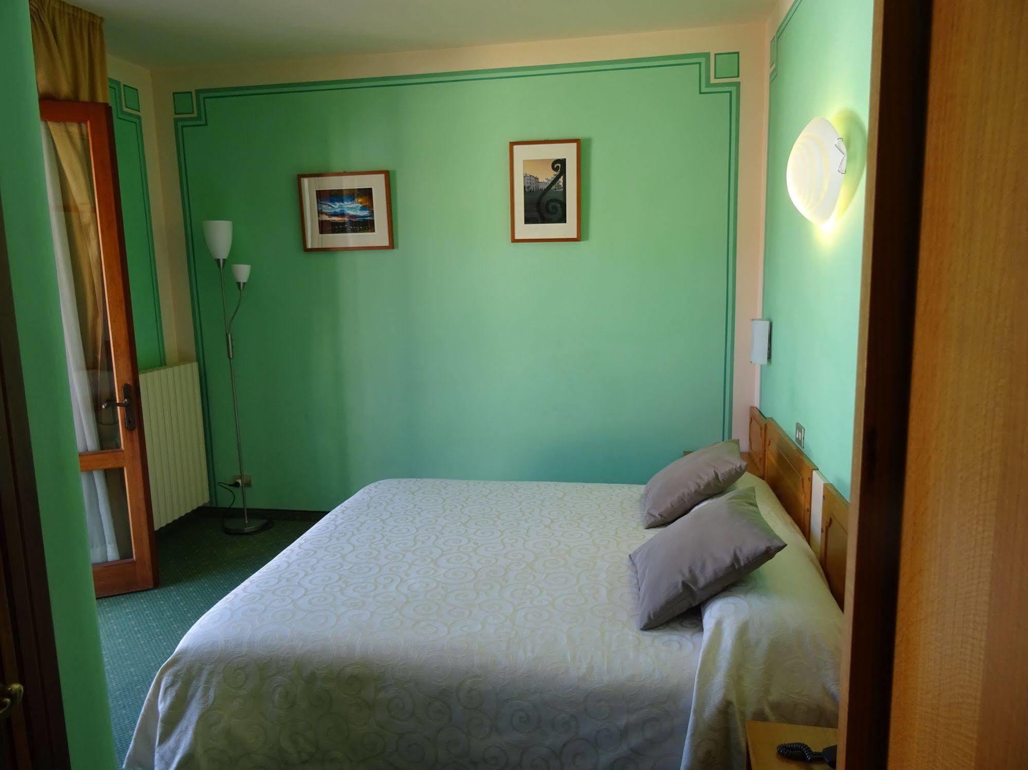 Hotel La Pergola Barga Luaran gambar